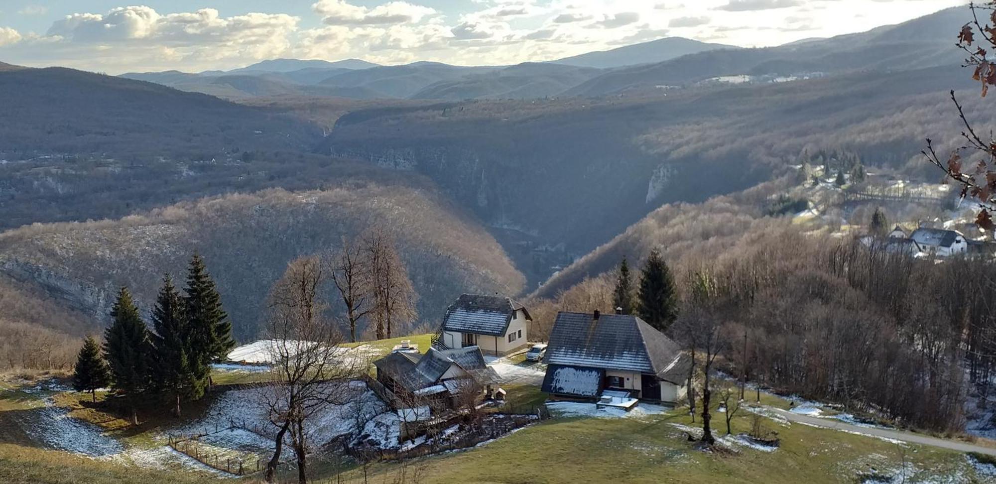 Plitvička Jezera Guesthouse Loncar المظهر الخارجي الصورة